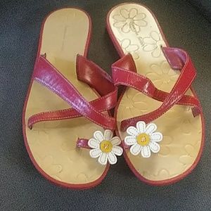 Red leather sandals with daisy. Amanda Smith 6.5 m